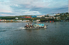 Продолжается доставка продуктов в села Анадырского района.