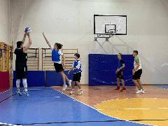 В спортивном зале Центра образования посёлка Угольные Копи состоялись соревнования по баскетболу 