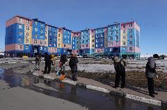 В рамках подготовки к празднованию 80-летия Великой Победы, учащиеся МБОУ «Центр образования п. Угольные Копи» приняли участие в субботнике.