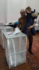 Глава района поблагодарил земляков за активное участие в выборах Президента страны