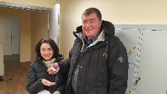 Глава Анадырского района вручил ключи от новых квартир работникам социальной сферы п.Угольные Копи