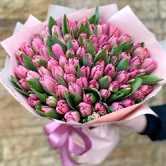 Глава Анадырского района поздравил женщин с 8 Марта