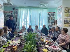 В Библиотеке посёлка Угольные Копи поздравили детей войны с праздником Великой Победы