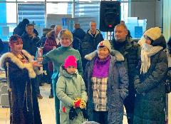 Огонь Всероссийского семейного очага «Сердце России» встретили в посёлке Угольные Копи